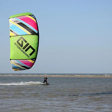 Bord De En Franceville شقة *