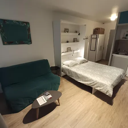 شقة Bord De En Franceville