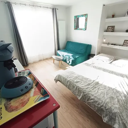 Appartement Bord De En Franceville *